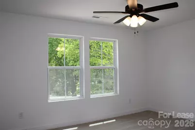574 W Park Avenue #B, Mooresville, NC 28115 - Photo 9