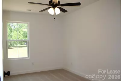574 W Park Avenue #B, Mooresville, NC 28115 - Photo 17