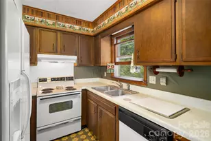 150 Mountain Laurel Ln, Fletcher, NC 28732 - Photo 25
