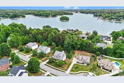 125 Lakeshore Hills Drive, Mooresville, NC 28117 - Photo 37