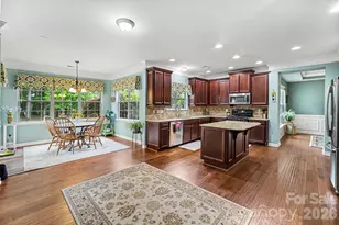 125 Lakeshore Hills Drive, Mooresville, NC 28117 - Photo 3