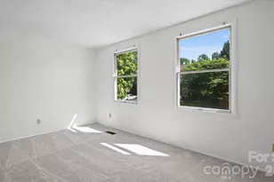 7344 Pebblestone Dr, Charlotte, NC 28212 - Photo 19