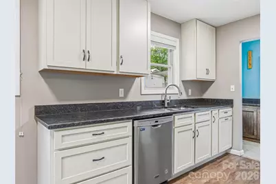3 Mos Way, Candler, NC 28715 - Photo 17
