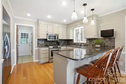 204 Bay Shore Drive, Belmont, NC 28012 - Photo 11