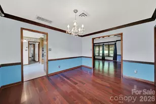 5913 Tom Query Rd, Charlotte, NC 28213 - Photo 9