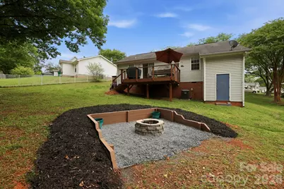 1221 Capps Hollow Drive, Charlotte, NC 28216 - Photo 27