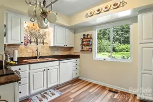 157 Whittington Ridge Dr, Taylorsville, NC 28681 - Photo 13