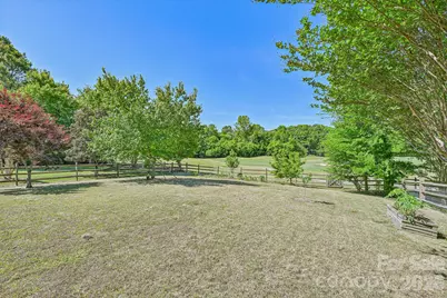 5755 Cambridge Bay Drive, Charlotte, NC 28269 - Photo 47