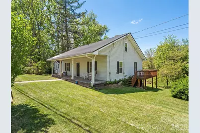 1121 N Canton Road, Canton, NC 28716 - Photo 1