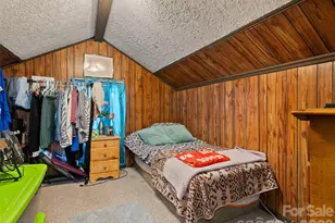 1121 N Canton Rd, Canton, NC 28716 - Photo 19