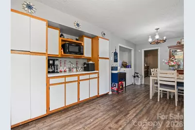 1121 N Canton Road, Canton, NC 28716 - Photo 11