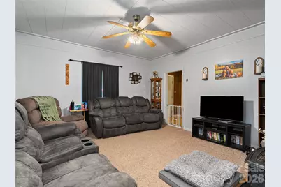 1121 N Canton Road, Canton, NC 28716 - Photo 5