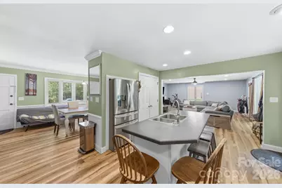 217 Robinson Avenue, Matthews, NC 28104 - Photo 17