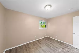 5045 Curtiswood Dr, Charlotte, NC 28213 - Photo 21