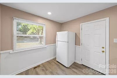 5045 Curtiswood Drive, Charlotte, NC 28213 - Photo 19