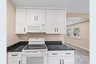 5045 Curtiswood Drive, Charlotte, NC 28213 - Photo 15
