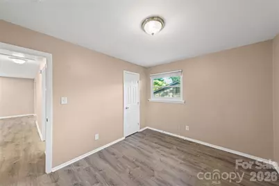 5045 Curtiswood Drive, Charlotte, NC 28213 - Photo 21