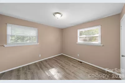 5045 Curtiswood Drive, Charlotte, NC 28213 - Photo 23