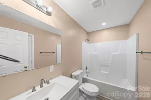 5045 Curtiswood Dr, Charlotte, NC 28213 - Photo 19