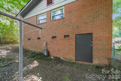 5045 Curtiswood Drive, Charlotte, NC 28213 - Photo 31