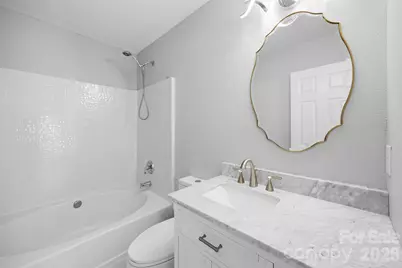 1528 Oakdale Green Drive, Charlotte, NC 28216 - Photo 17