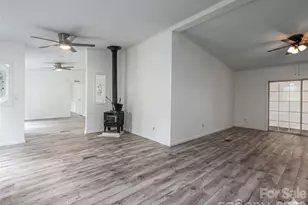 101 Heather Dr, Asheville, NC 28806 - Photo 9