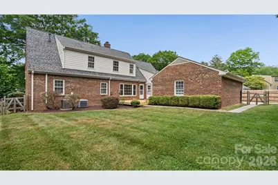 2327 Hamilton Mill Road, Charlotte, NC 28270 - Photo 3