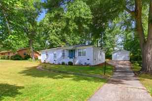 6607 Elmwood Cir, Charlotte, NC 28214 - Photo 31