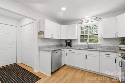 6607 Elmwood Circle, Charlotte, NC 28214 - Photo 11