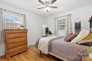 6607 Elmwood Cir, Charlotte, NC 28214 - Photo 15