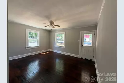 704 N Miller Avenue, Statesville, NC 28677 - Photo 7
