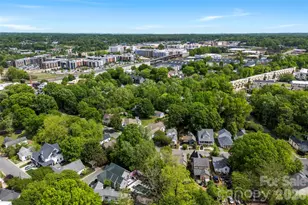 700 E 37th St, Charlotte, NC 28205 - Photo 9