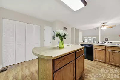 11510 Gelding Drive, Charlotte, NC 28215 - Photo 7