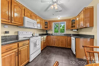 8 Scenic View Road, Weaverville, NC 28787 - Photo 11