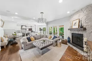 6746 Wynfaire Ln, Charlotte, NC 28210 - Photo 7