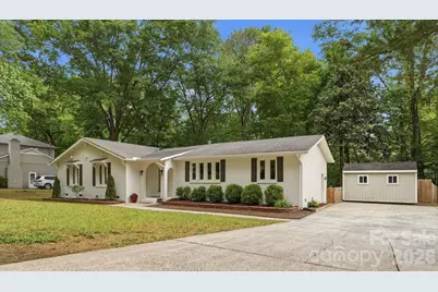 6535 Summerlin Place, Charlotte, NC 28226 - Photo 3