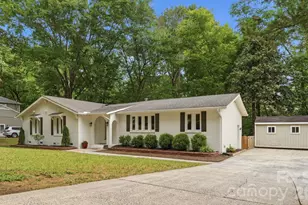 6535 Summerlin Pl, Charlotte, NC 28226 - Photo 3