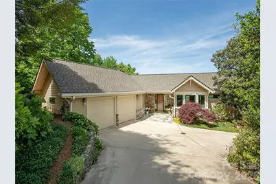 35 Carriage Forest Court, Hendersonville, NC 28791 - Photo 1