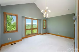 35 Carriage Forest Ct, Hendersonville, NC 28791 - Photo 21