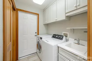 35 Carriage Forest Ct, Hendersonville, NC 28791 - Photo 31