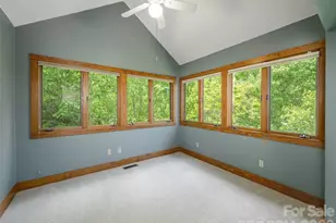 35 Carriage Forest Ct, Hendersonville, NC 28791 - Photo 27