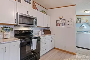 136 Peaceful Valley Dr, Leicester, NC 28748 - Photo 11