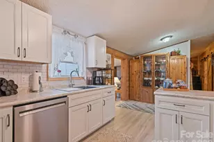 136 Peaceful Valley Dr, Leicester, NC 28748 - Photo 13