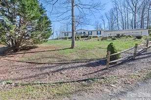 136 Peaceful Valley Dr, Leicester, NC 28748 - Photo 5