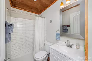 811 Miami Terrace, Hendersonville, NC 28791 - Photo 11