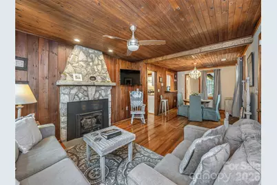 811 Miami Terrace, Hendersonville, NC 28791 - Photo 3