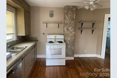 2490 Connelly Springs Road, Granite Falls, NC 28630 - Photo 5