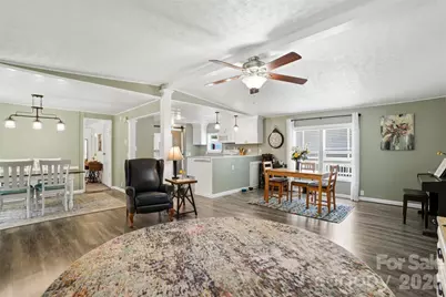 4838 Gearus Drive, Charlotte, NC 28269 - Photo 7