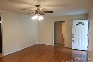 104 E Pine St, Maiden, NC 28650 - Photo 5