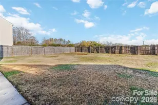 420 Zander Woods Ct, Mount Holly, NC 28120 - Photo 29